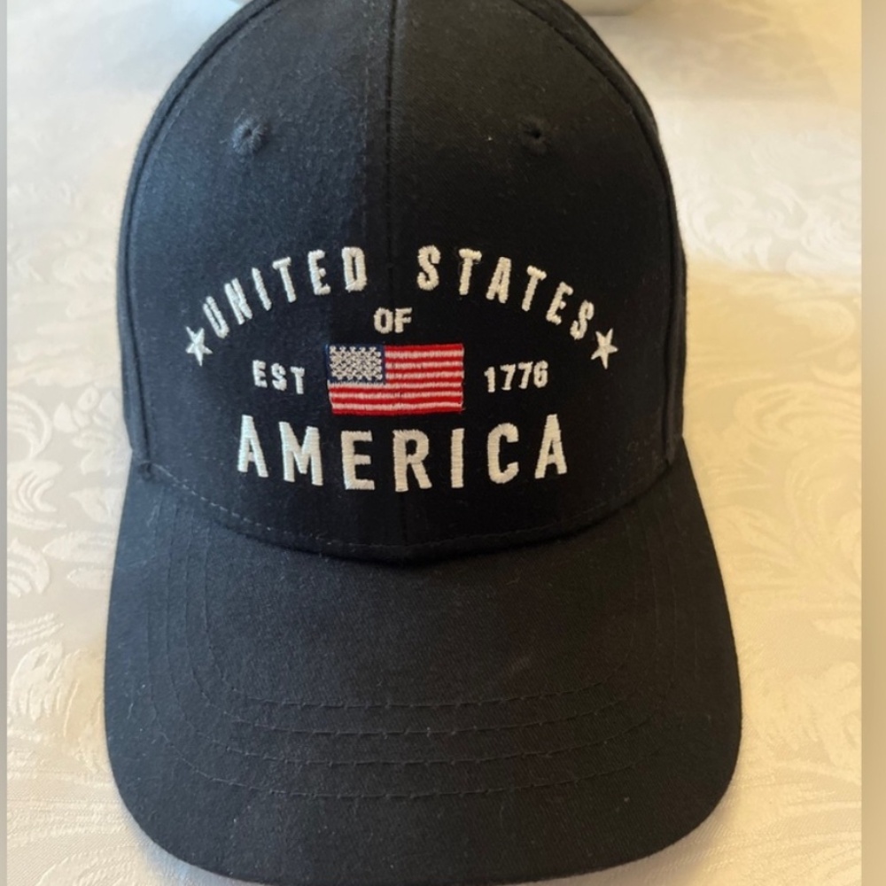 Adjustable Men's Black American USA Hat Cap OSFM 100% Cotton